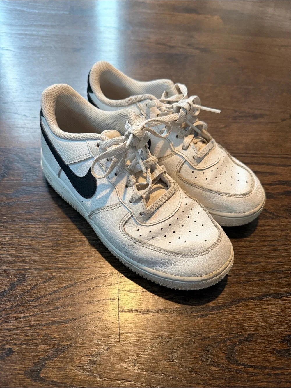 Nike Kids Air Force One White Leather Sneakers with Black Swoosh Accent Size 3Y
